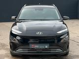 Hyundai KONA E Select SHZ LHZ ACC PDC CAM CarPlay Navi - schwarze Hyundai KONA Elektro