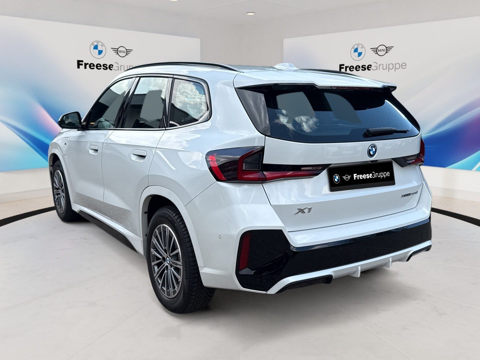 BMW X1 xDrive30e HEAD-UP RFK HIFI LENKRADHZ XDRIVE foto 4
