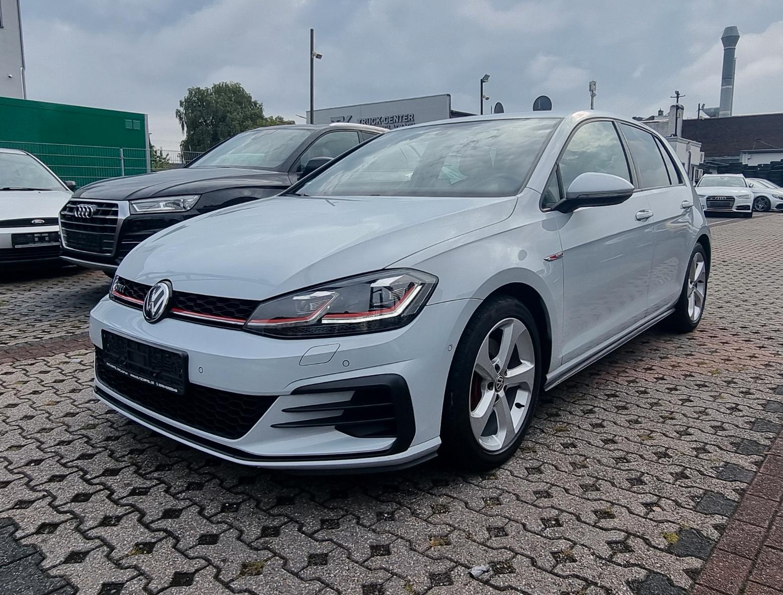 Volkswagen Golf VII Lim. GTI-71TKM-GARANTI-SCHECKHFT-SITZHZ