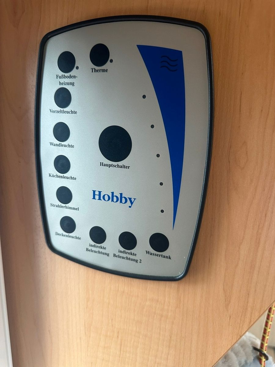 Fahrzeugabbildung Hobby De Luxe 495 UL Fahrradträger,Mover,Einzelbetten