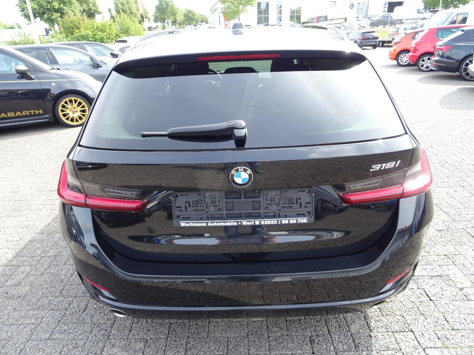 BMW 3 Series iA Touring LED Navi HUD Virt. Kamera Innov., миниатюра 4