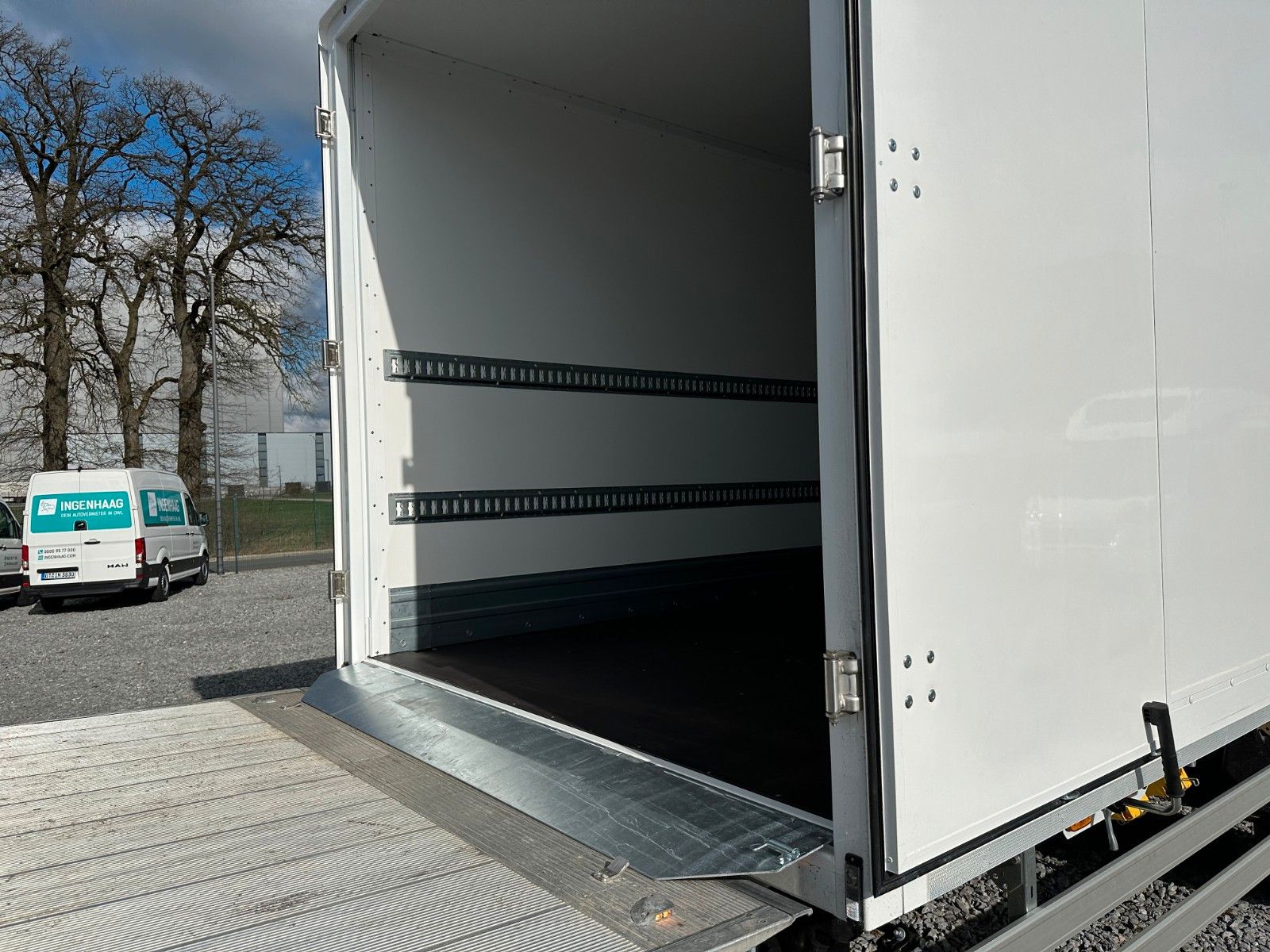 Fahrzeugabbildung Krukenmeier Tandem TLKD 11  Koffer Durchlader