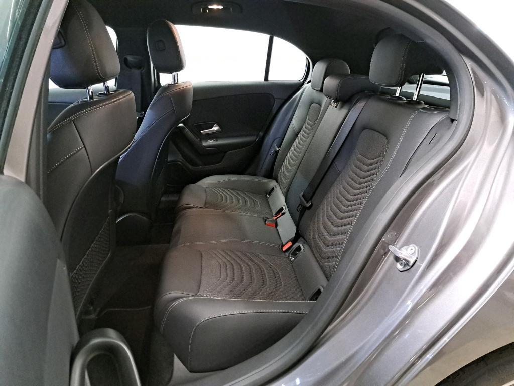 Mercedes-Benz A-Class d Advanced Aut LED SHZ Navi Kamera T-Leder, миниатюра 5
