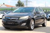 Opel Astra J 1.4 Lim. 5-trg. Sport Navi Sportsitze - Opel Astra aus 2010: Sports