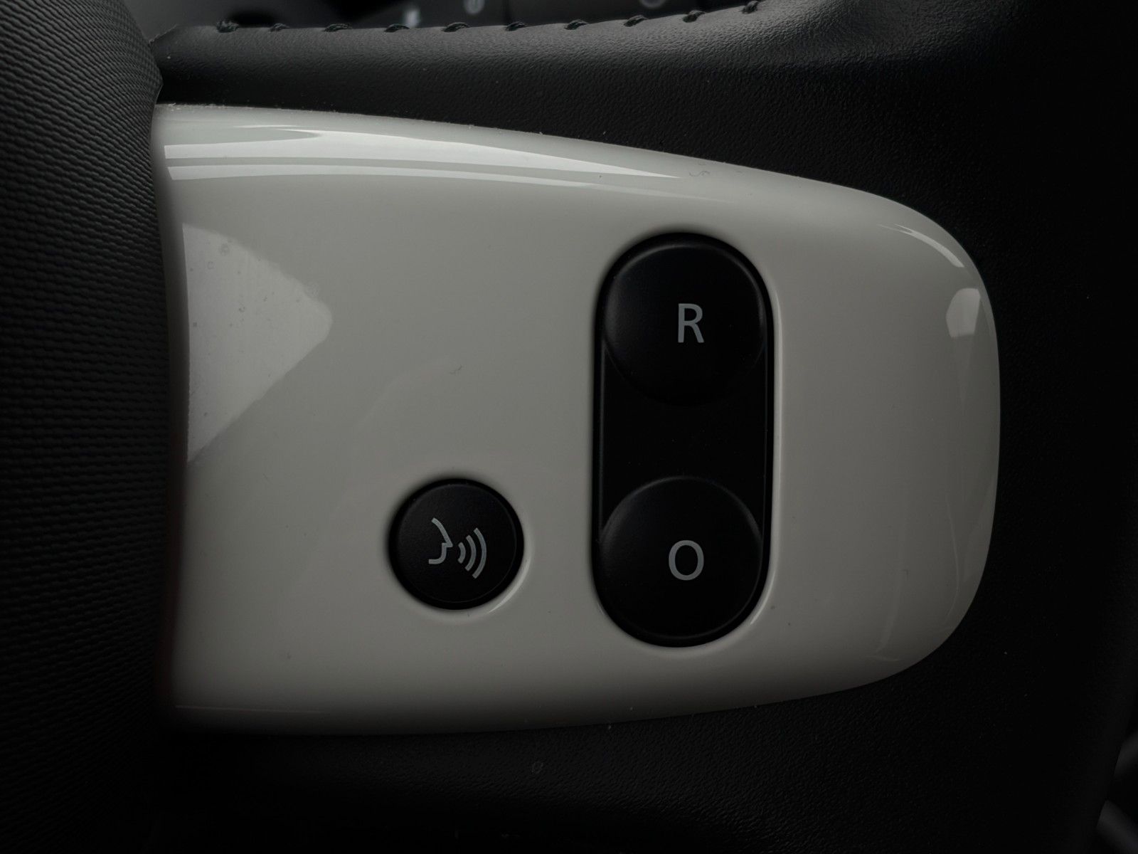 Fahrzeugabbildung Renault Twingo Vibes E Temp SHZ PDC R-Kam CarPlay Navi