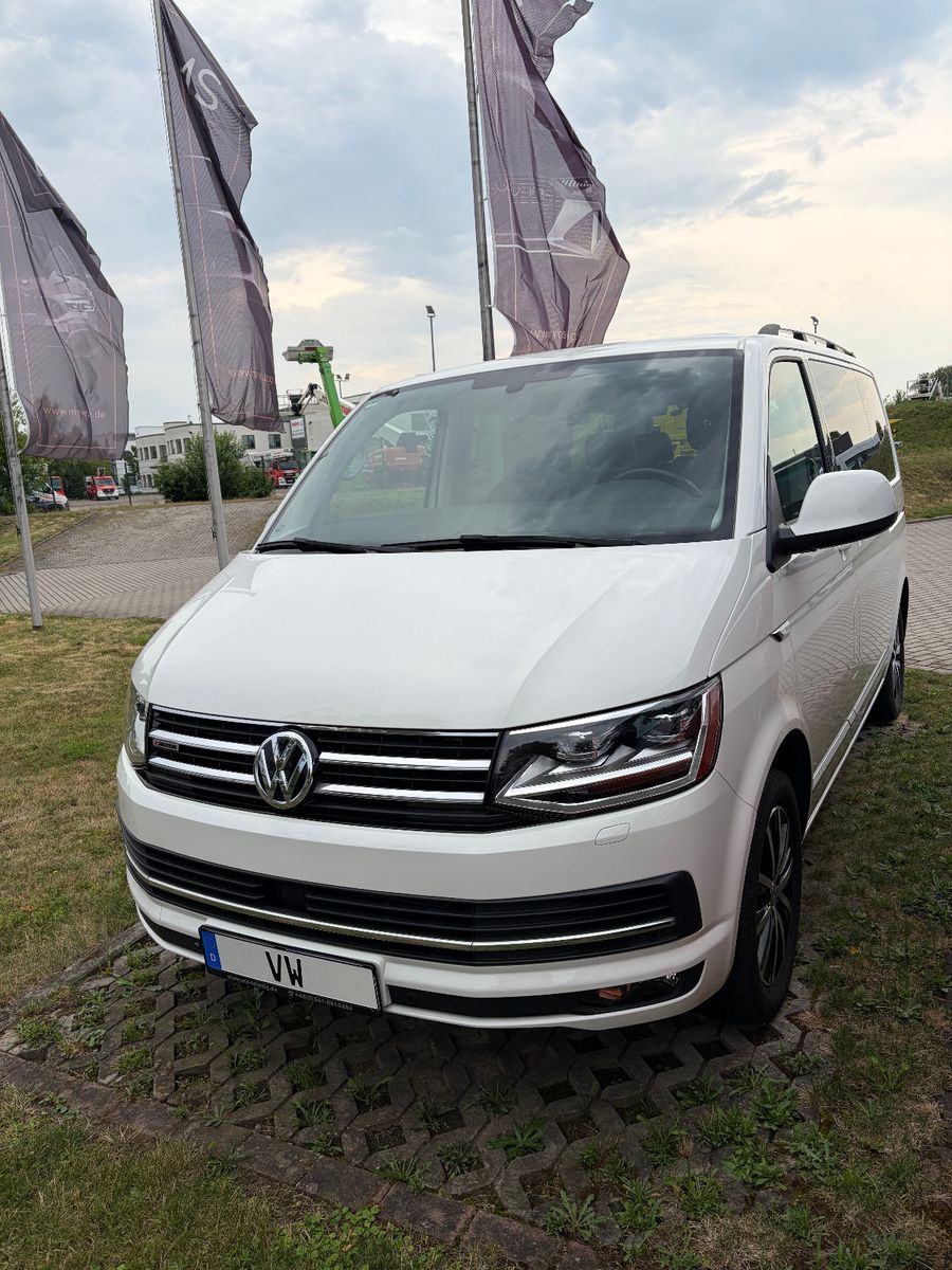 Volkswagen T6 Multivan 2.0 TDI Highline Gen. Six 4 Motion foto 2