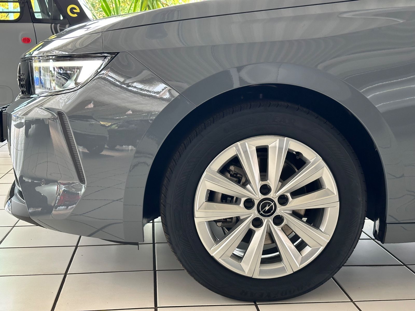 Fahrzeugabbildung Opel Astra L Lim*Edition*RFK*Klima*PDC*SHZ*LED