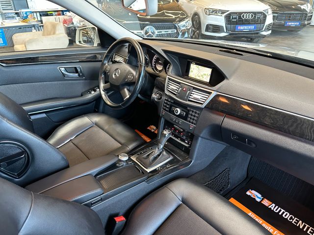 MYAUTOCENTER – Gebraucht- und Jahreswagen mit Werkstattservice in Pfaffenhofen Mercedes-Benz E 200 *AHK*Abstandstempo*Teilleder*Szhz*