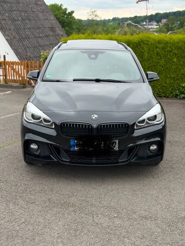 BMW 220 Gran Tourer 220d xDrive Steptronic M Spo...