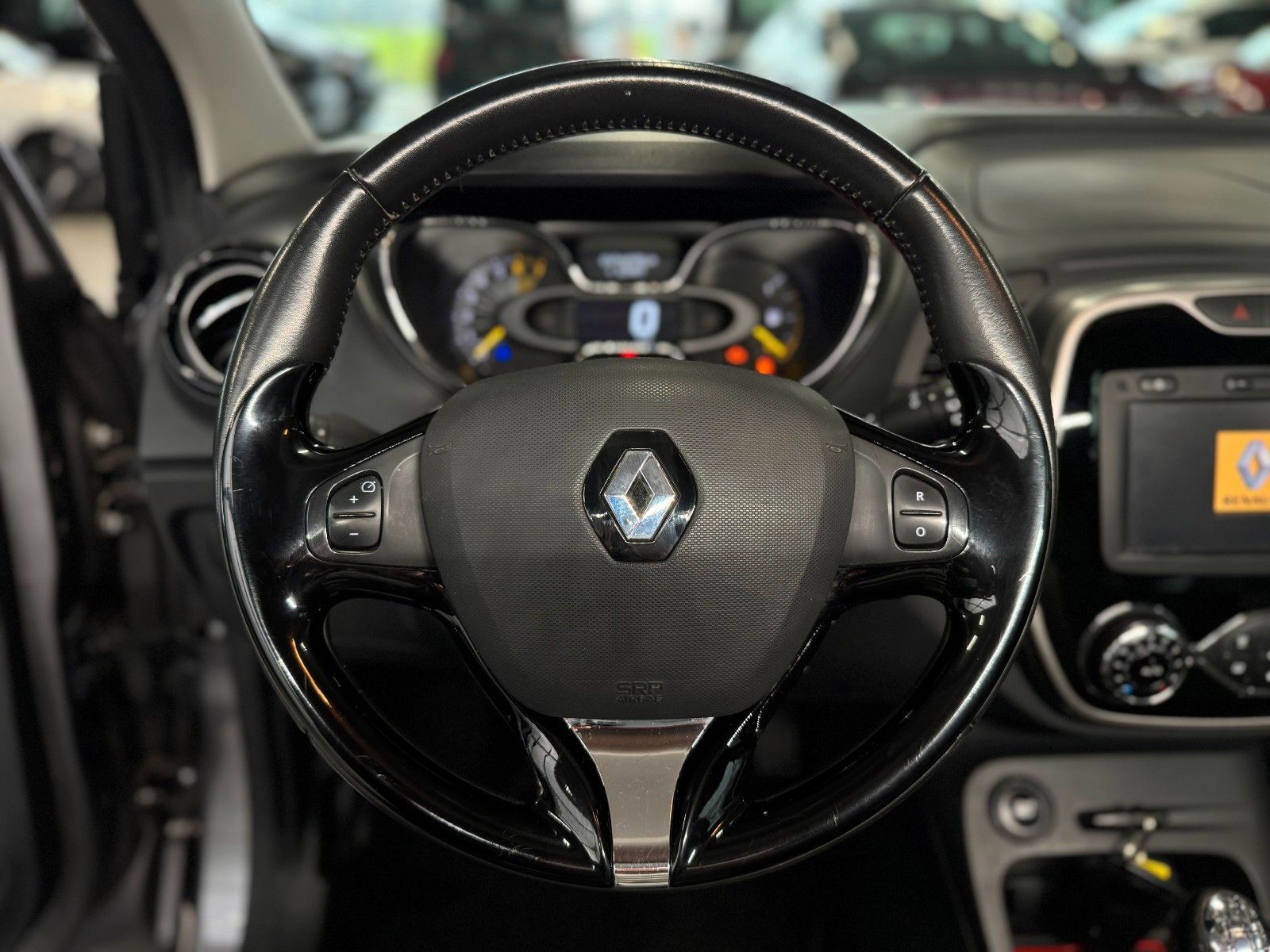 Fahrzeugabbildung Renault Captur 0.9 TCe 90 Dynamique KAMERA+NAVI+SITZH.