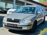 Skoda Octavia Combi 1.6 FSI Ambiente - Skoda Octavia: Fsi