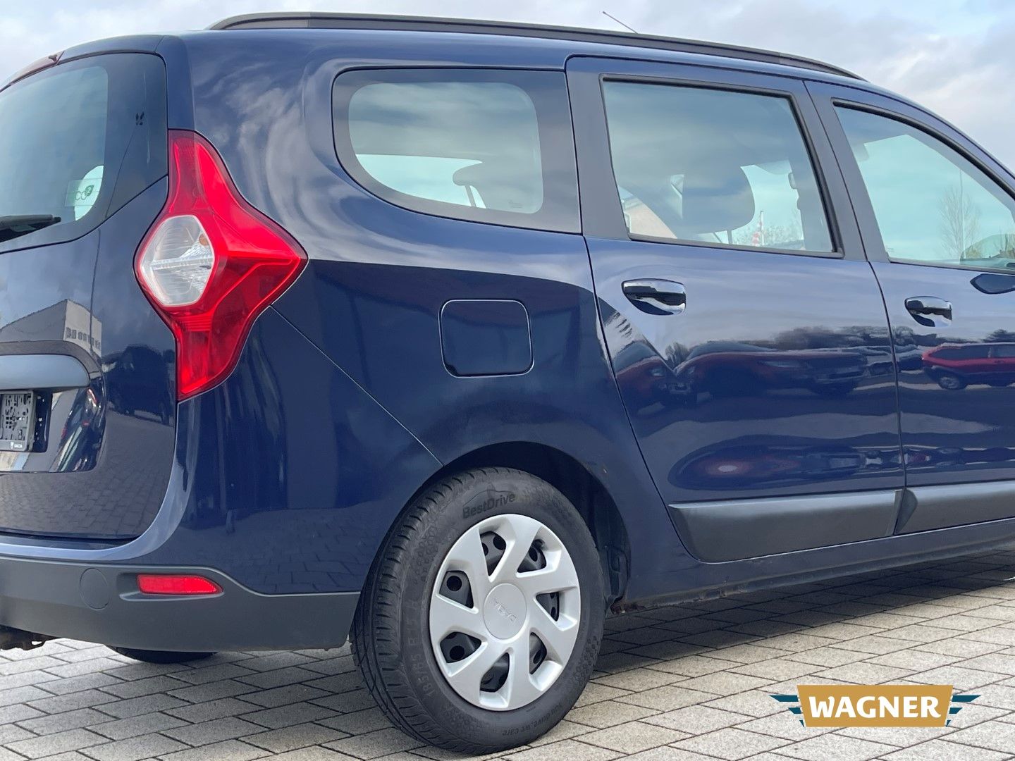 Fahrzeugabbildung Dacia Lodgy Laureate 4x2 1.5 dCi 110 FAP Klimaanlage