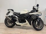 Suzuki GSX-R 600 - SUZUKI GS 600