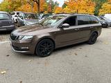 Skoda Octavia 1.6 TDI DSG CLEVER Combi CLEVER