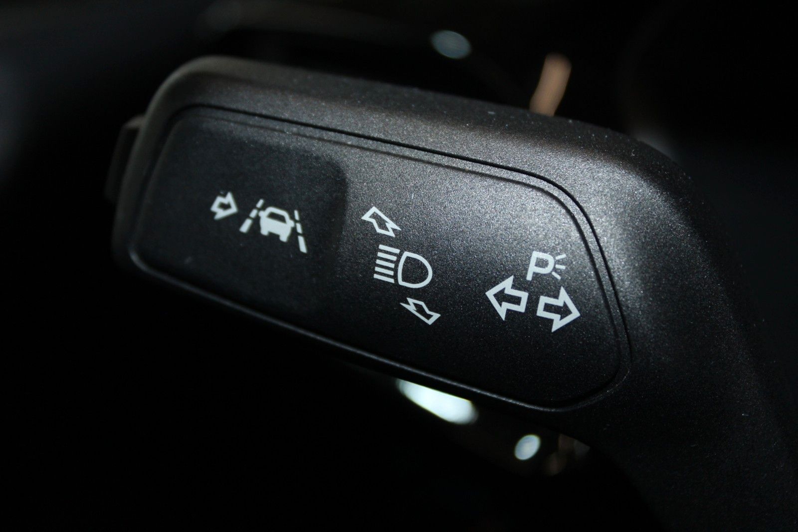 Fahrzeugabbildung Ford Fiesta Cool & Connect 5-T CAM PDC KLIMA WinterP.