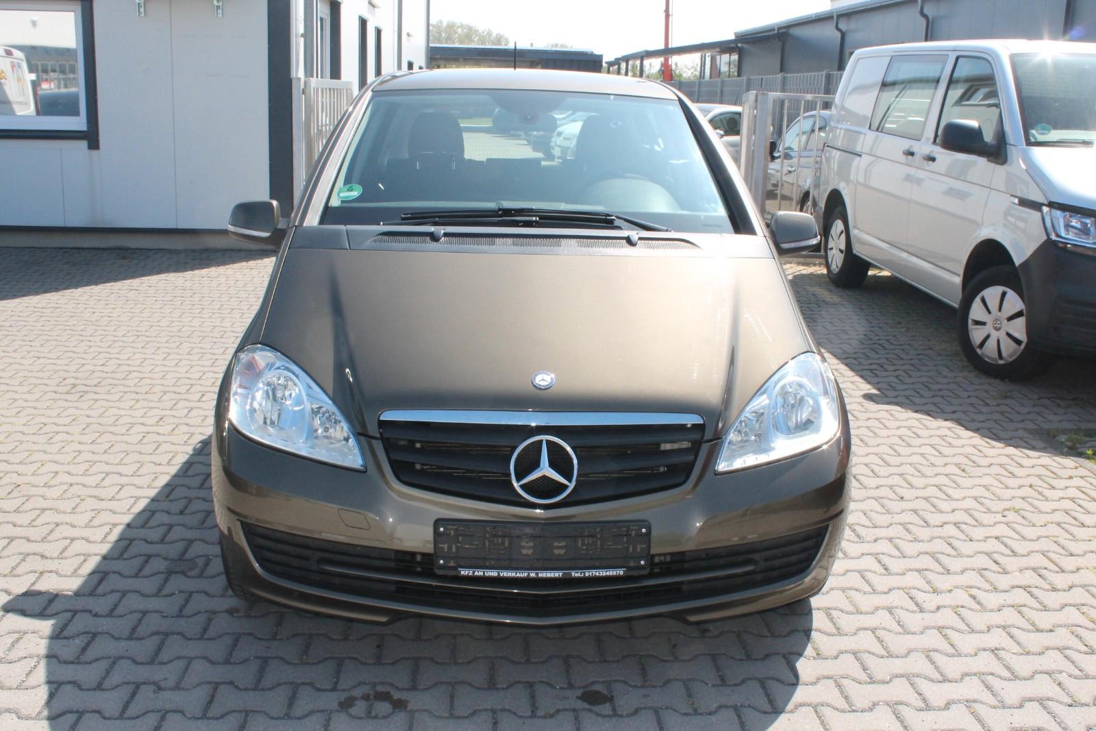 Mercedes-Benz A 180 *KLIMA*TÜV+INSP NEU*ALLWETTERREIFEN*