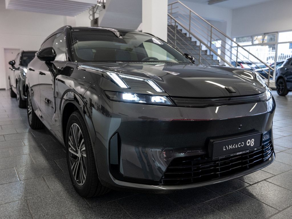 Lynk & Co 08