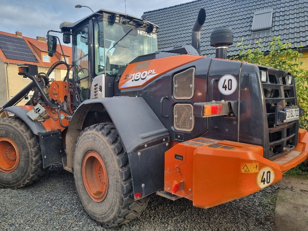 HITACHI ZW180PL-6
