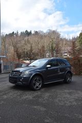 Mercedes-Benz ML 63 AMG 10th Anniversary  - Mercedes-Benz Geländewagen aus dem Jahr 2010