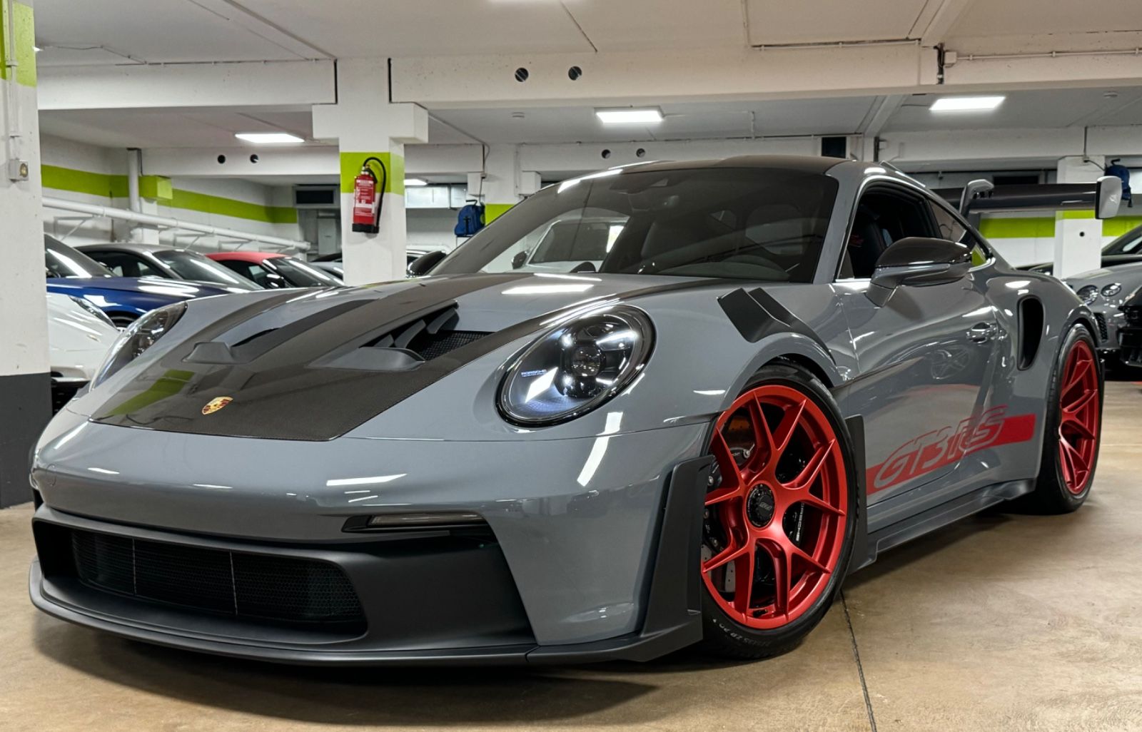 Fahrzeugabbildung Porsche 911 GT3 RS WEISSACH CARBON CERAMIC LIFT 24 FULL