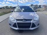 Ford Focus Turnier Trend/AHK/PDC/2.Hand/Klimanlage - Ford Focus aus 2011: Kombi