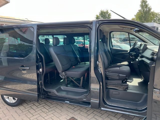 Fahrzeugabbildung Nissan Primastar Kombi dCi 170 L2H1 3,0t Tekna Automati