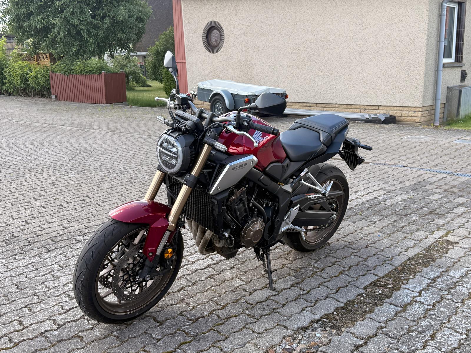 Honda CB 650R Lieferung inklusive! (DE)