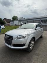 Audi Q7 3.0 TDI S LINE*KAM*7.SITZER*AHK* - gebrauchte Audi Q7 aus dem Jahr 2008