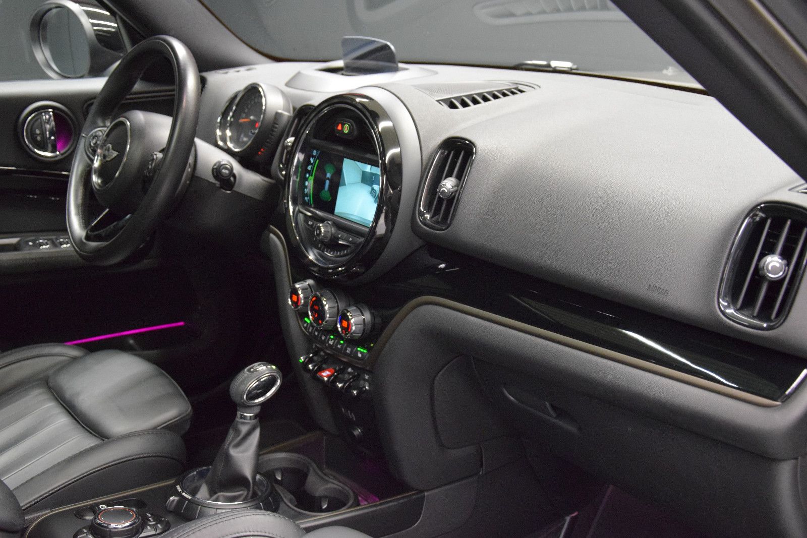 Fahrzeugabbildung MINI Countryman S Pano ACC HuD LED 1.Hand