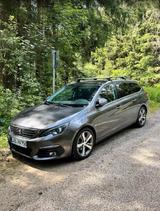 Peugeot 308 BlueHDi 130 AT6 SW Allure - Peugeot 308: Privatanbieter