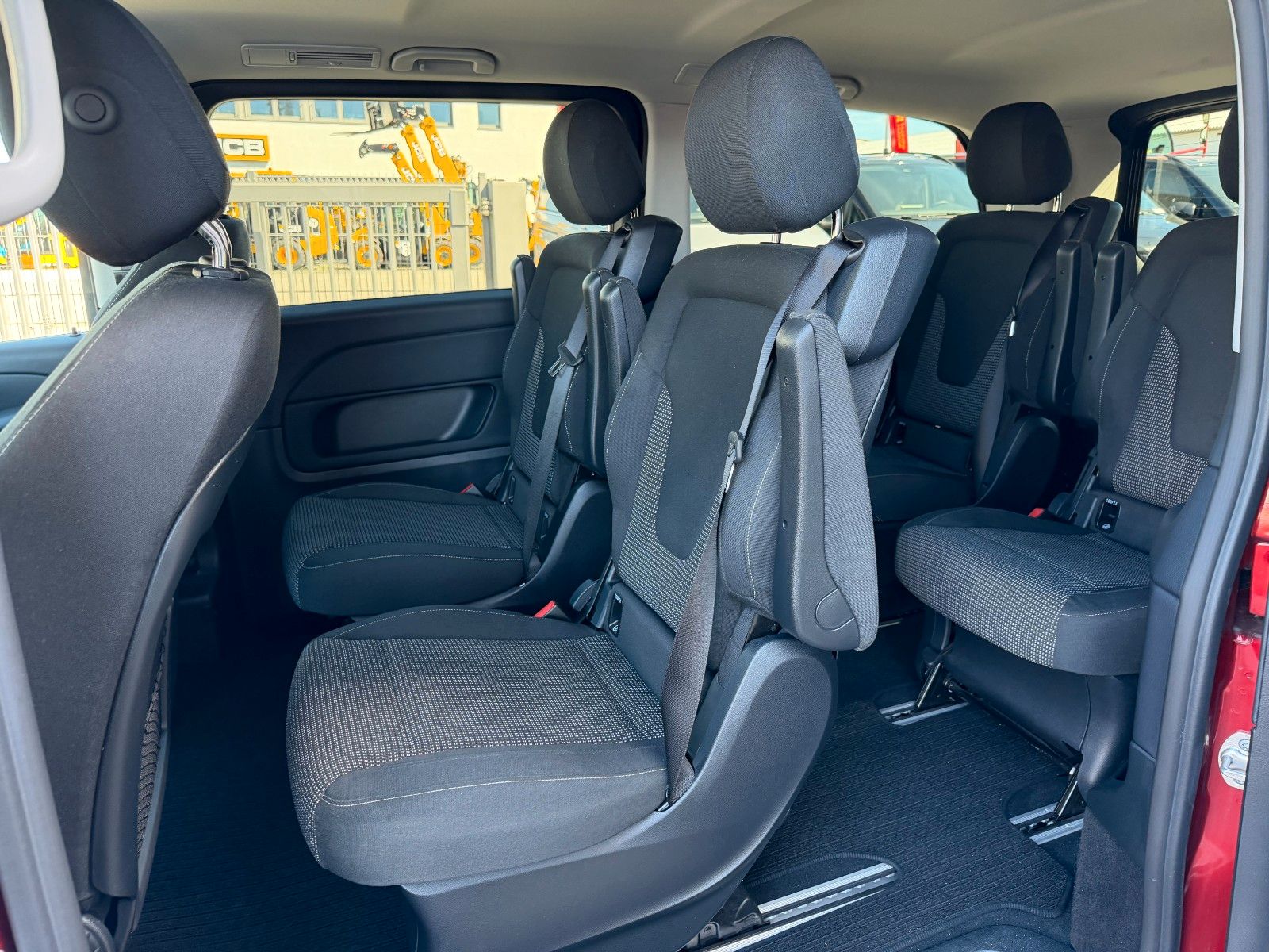 Fahrzeugabbildung Mercedes-Benz V 220 d STYLE DISTRONIC AHK2,5to 360Kamera