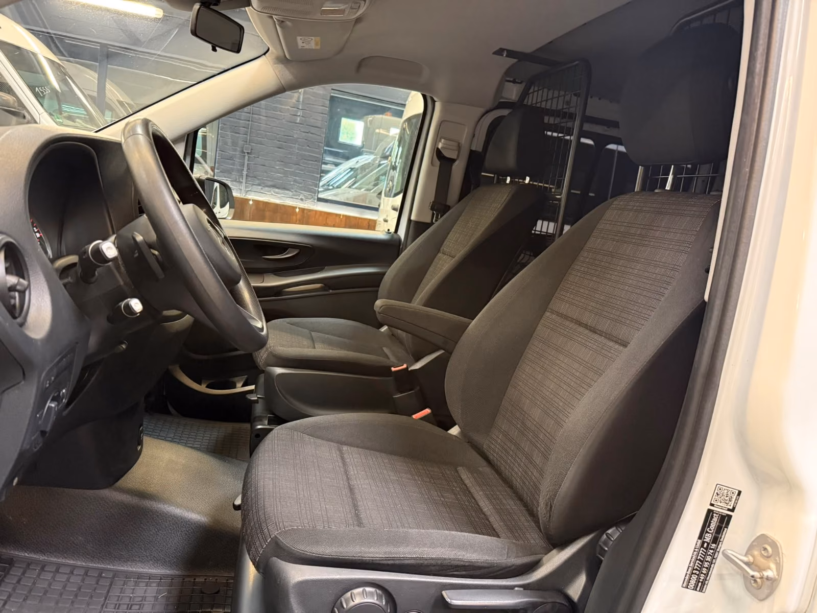 Mercedes-Benz Vito 114 Mixto 4 Matic Lang AC STHZ PDC 1.Hand