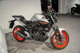 Yamaha MT 03 *Neuwertig*Windschild* - YAMAHA MT03