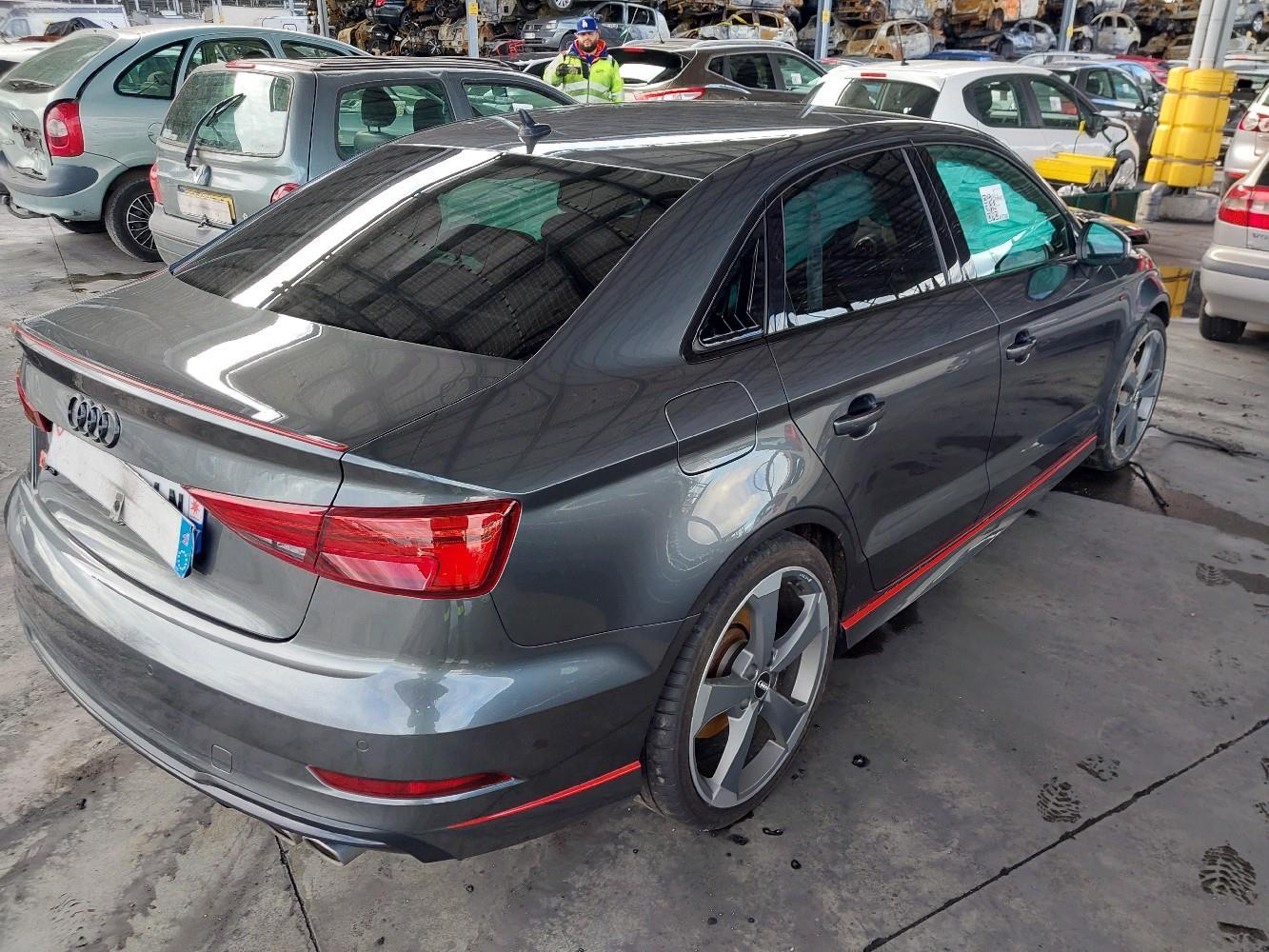 Audi S3 III BERLINE 2.0 TFSI 301 QU