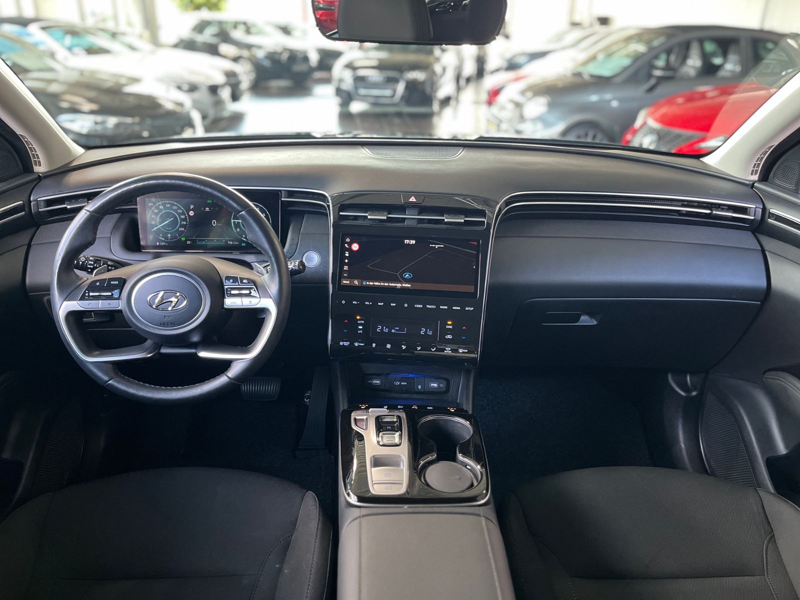 Fahrzeugabbildung Hyundai TUCSON Trend Plug-In Hybrid 4WD KLIMA LED NAVI