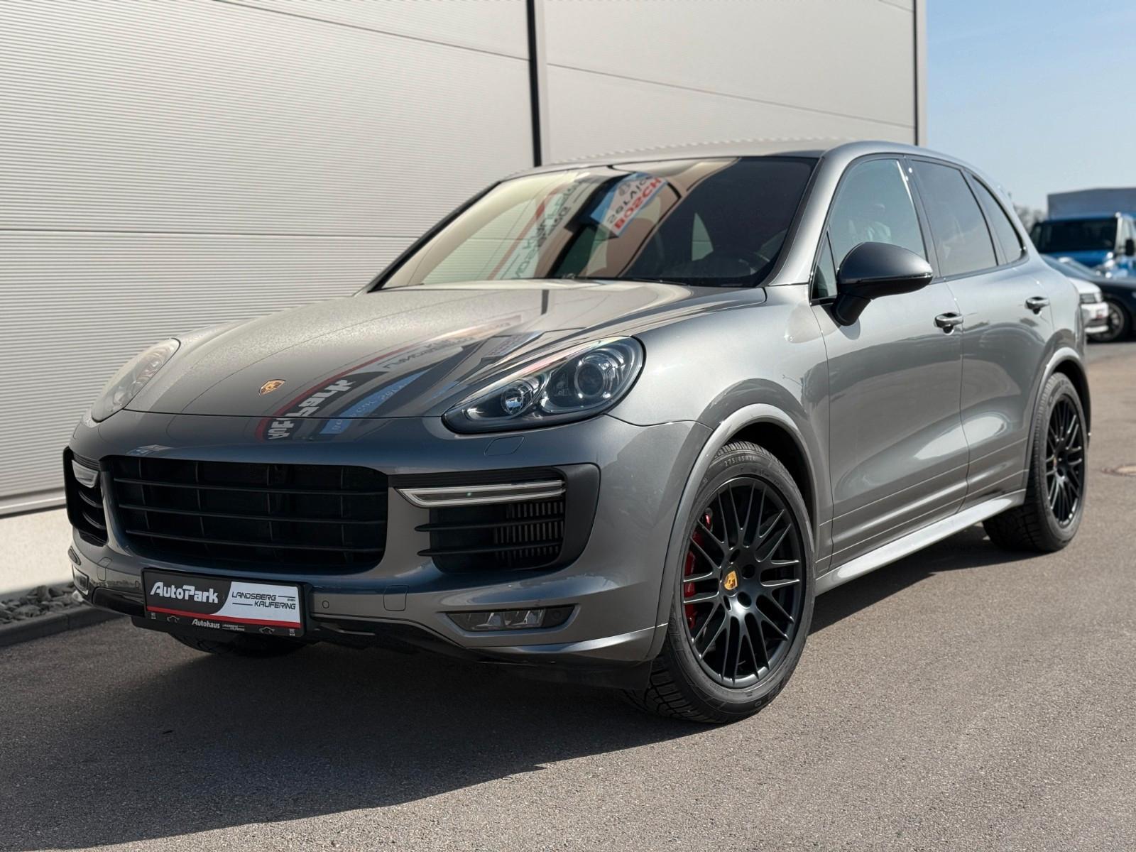 Porsche CAYENNE GTS PANO SPORT-DESIGN 1.HAND LEDER