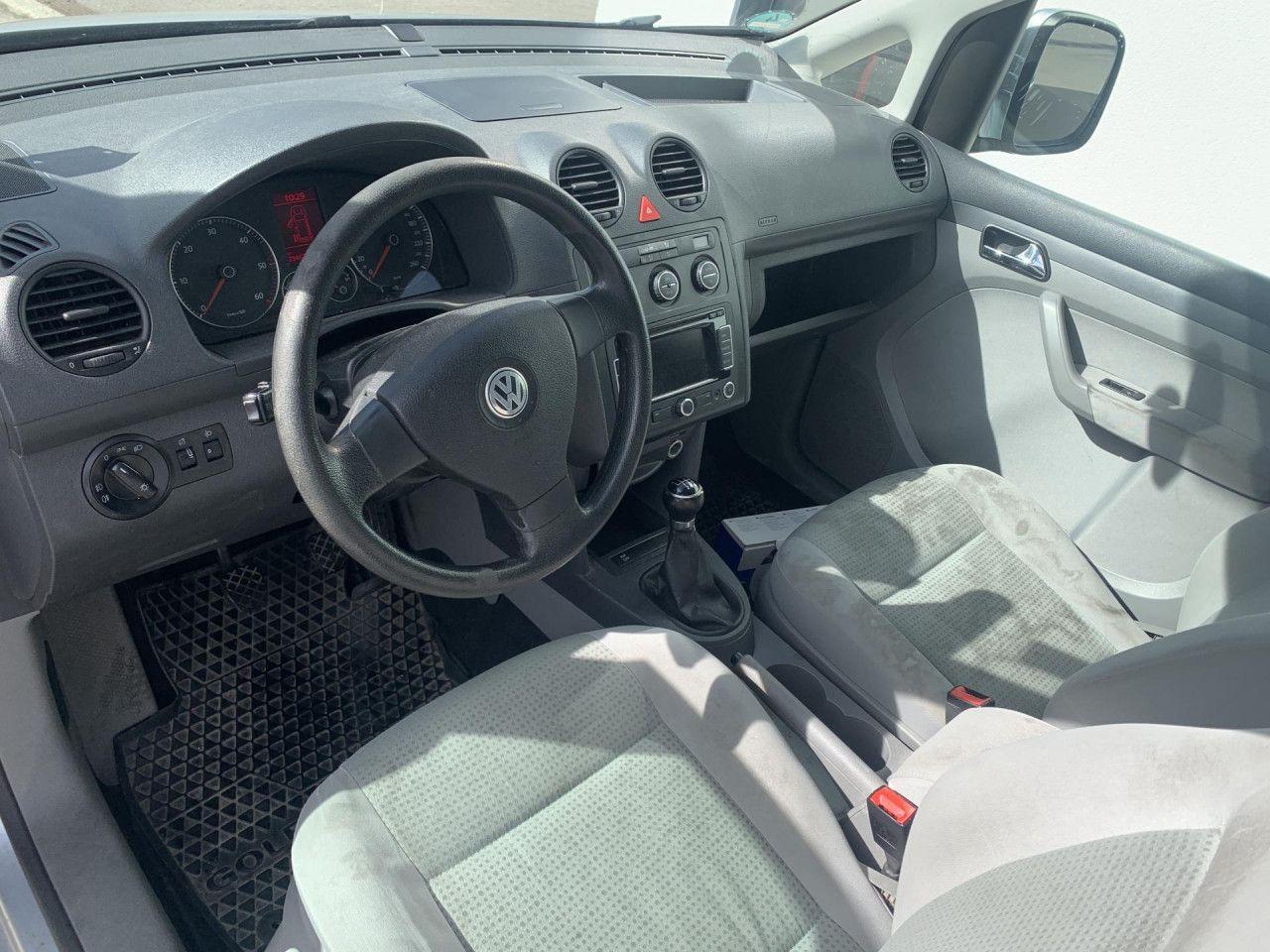 Volkswagen Caddy Maxi 2,0 TDI DPF Navi PDC 7-Sitzer