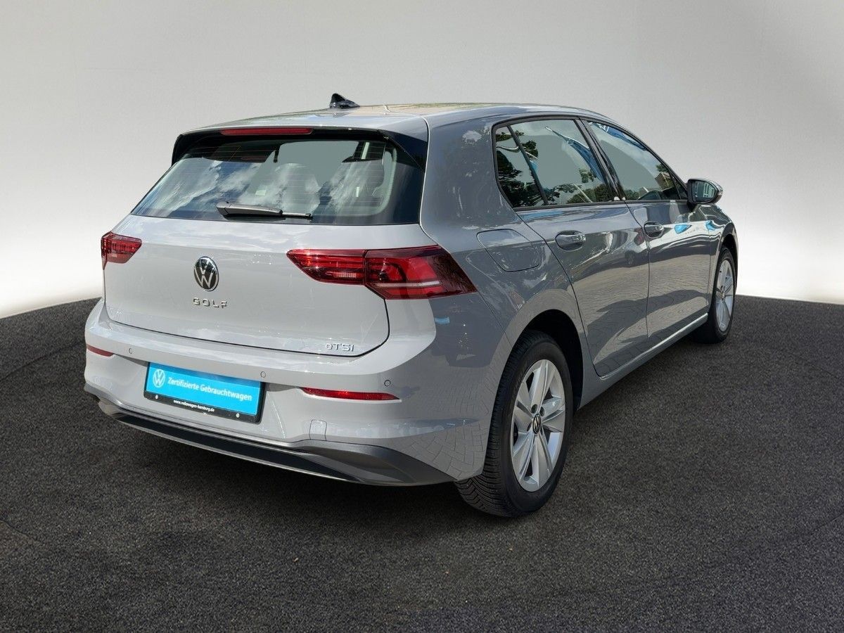 Volkswagen Golf VIII 1.5 eTSI DSG Life Pano Kamera CarPlay foto 5