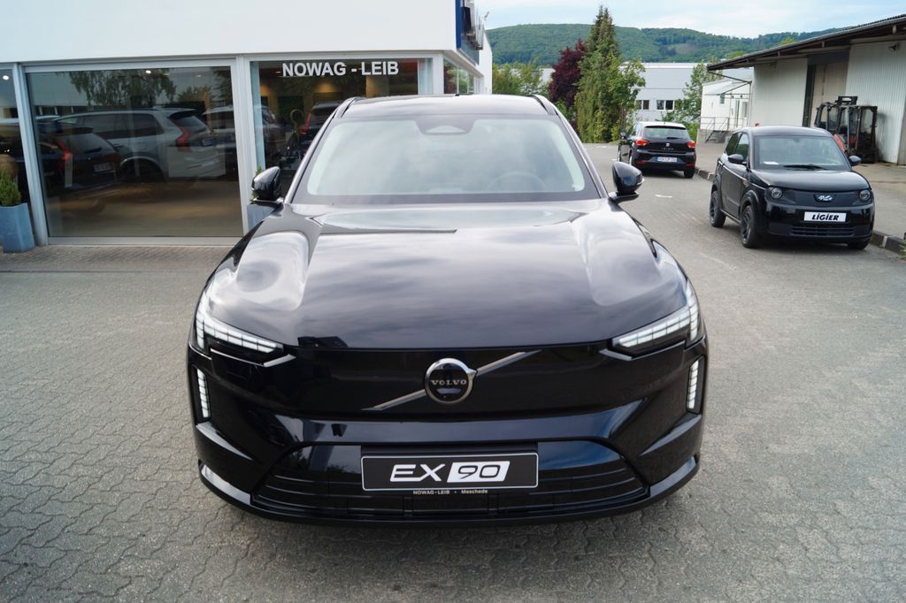 Volvo EX90