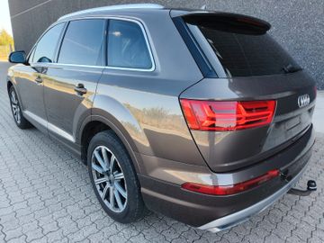 Audi Q7 - 3