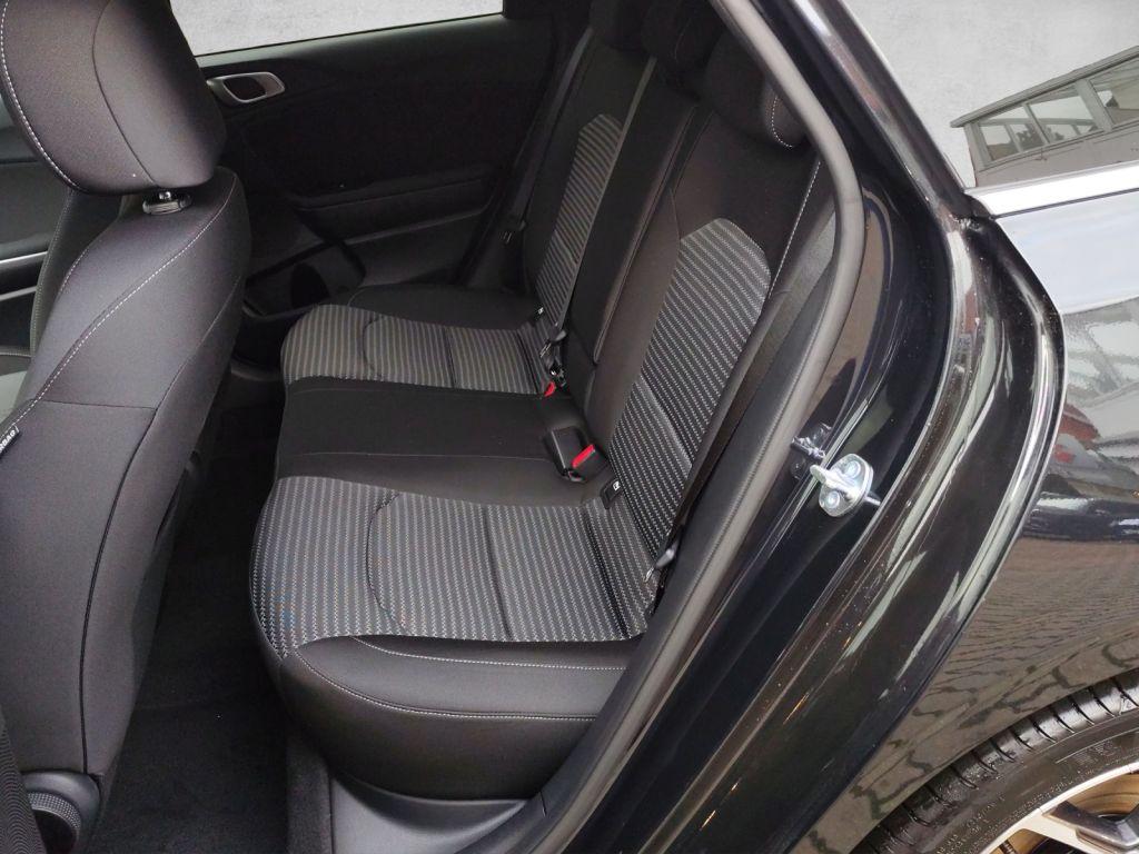 Kia Ceed SW 1.5 AT  Spirit -S- LED