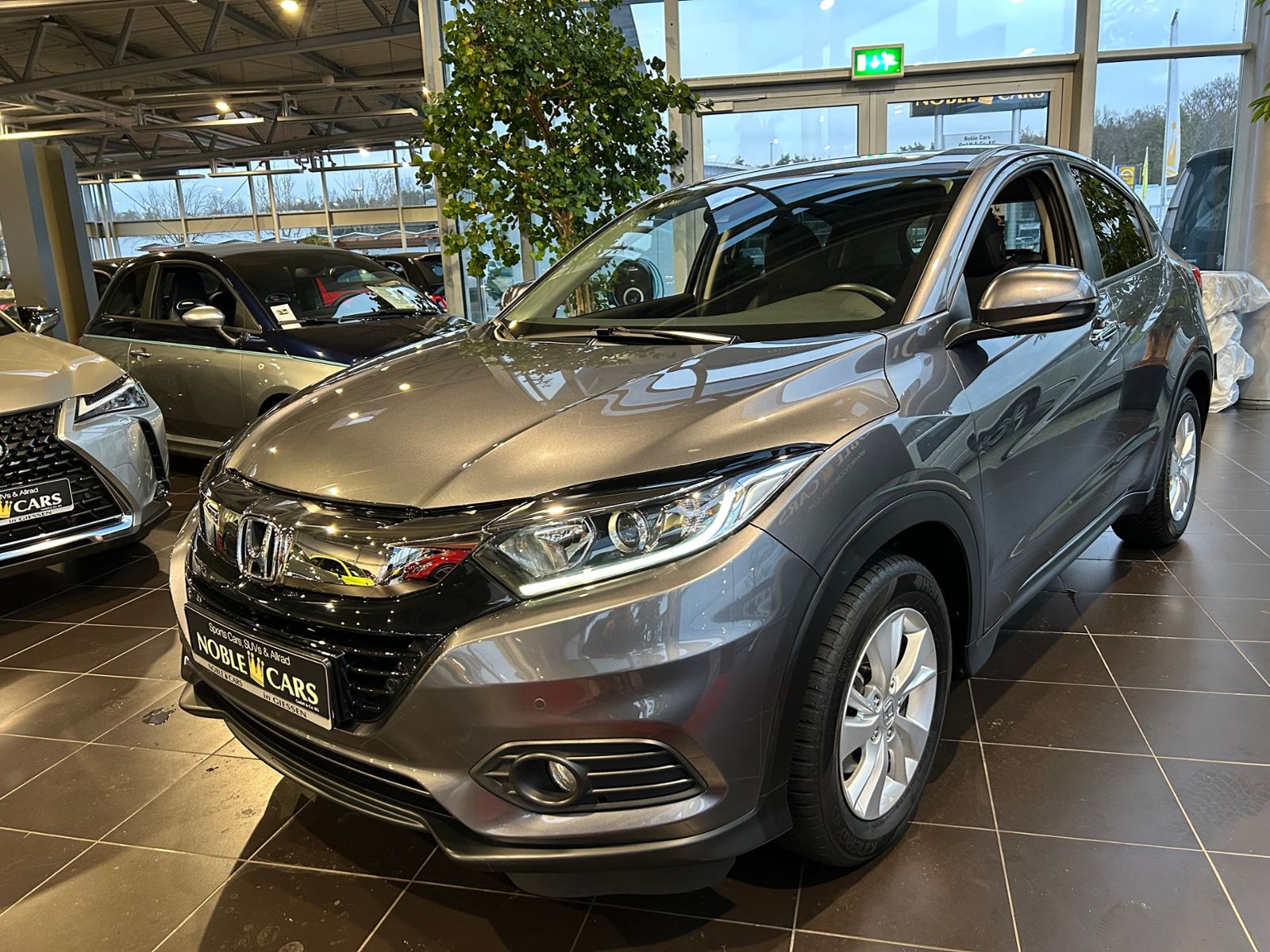 Fahrzeugabbildung Honda HR-V Elegance AHK NAVI ALU