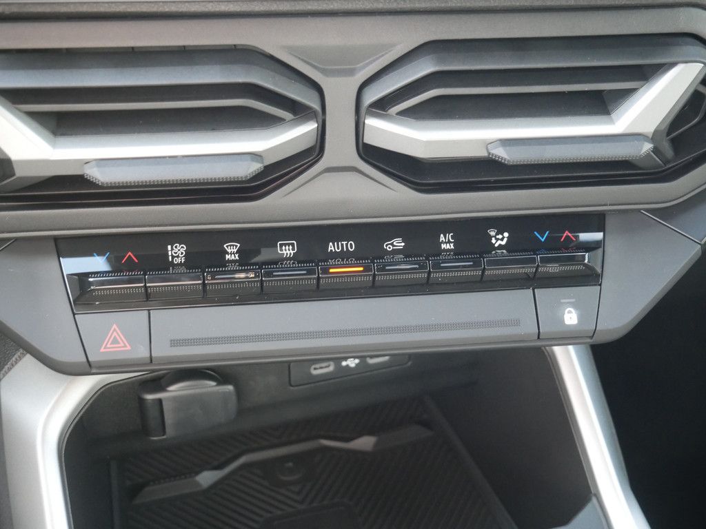Fahrzeugabbildung Dacia Bigster Journey Hybrid 155