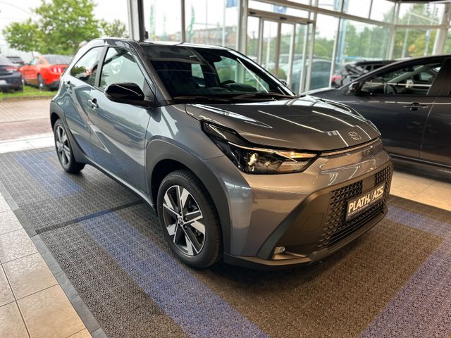 Toyota Aygo X Hybrid Active *Business-Paket*