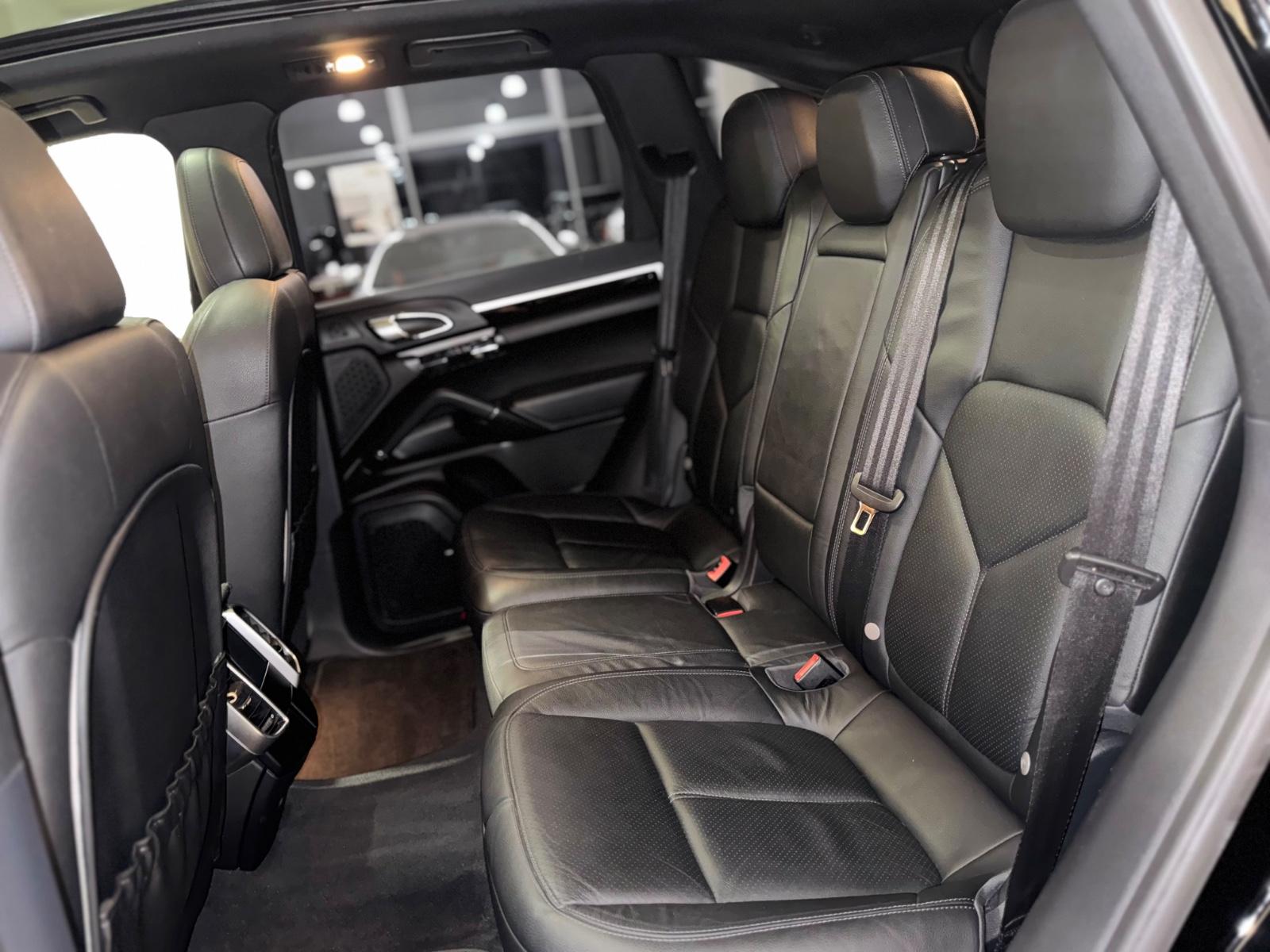 Porsche Cayenne 3.0 d Pano/Leder/Xenon/Navi/Kamera
