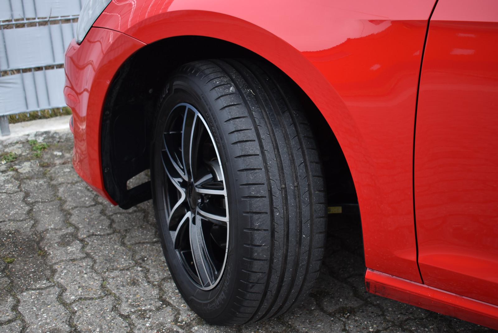 Volkswagen Golf VII Trendline 2.Hand erst 81000KM Tüv NEU