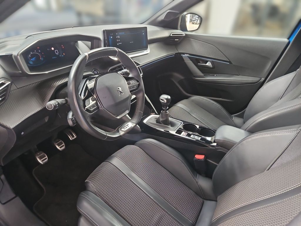 Fahrzeugabbildung Peugeot 208 1.2 PureTech GT-Line Pano Navi Sport LED SHZ