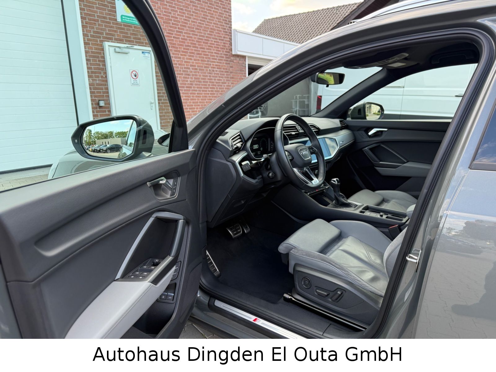 Audi Q3 45 TFSI e S Line foto 13