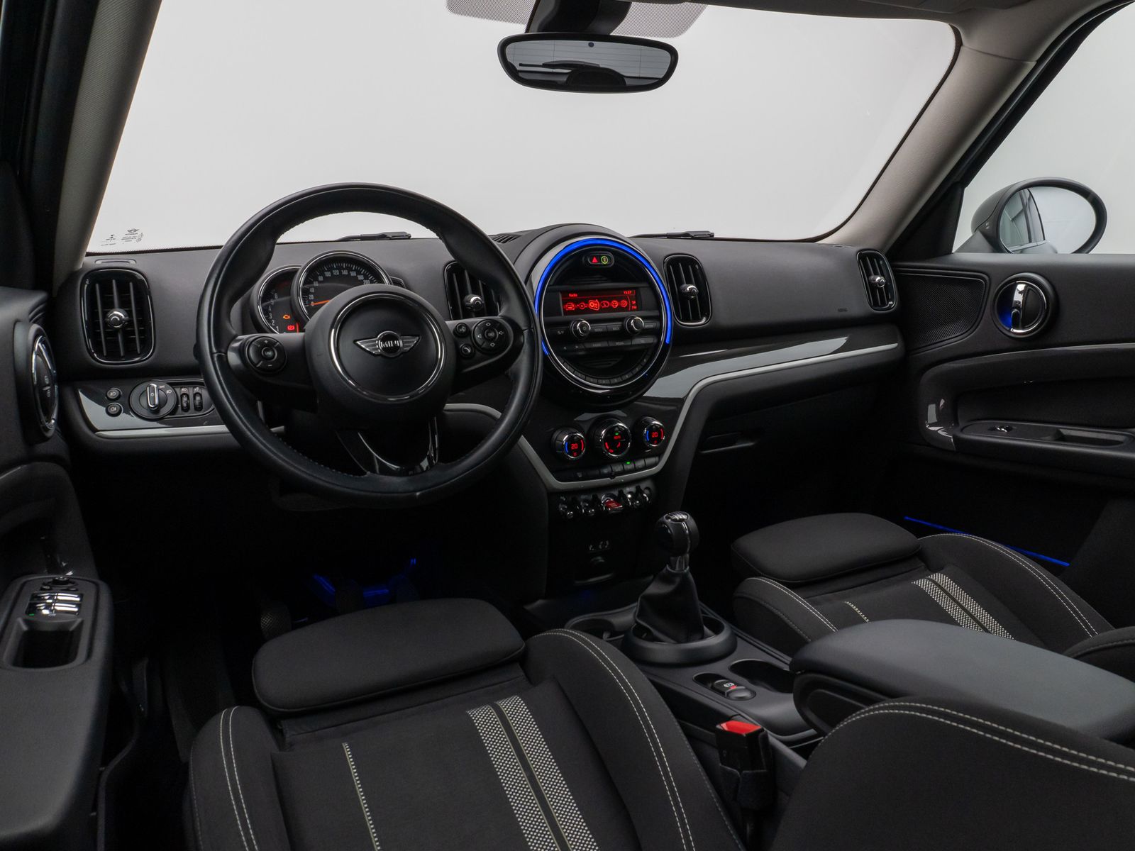 Fahrzeugabbildung MINI Countryman S (Cooper) Parkassist KomfortSport