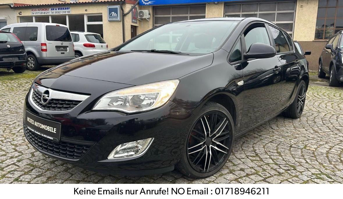 Opel Astra J Lim. 5-trg. Design Edition /Automatik